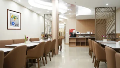 An indoor lounge and seating area at Shanghai Ren’ai Hospital.
