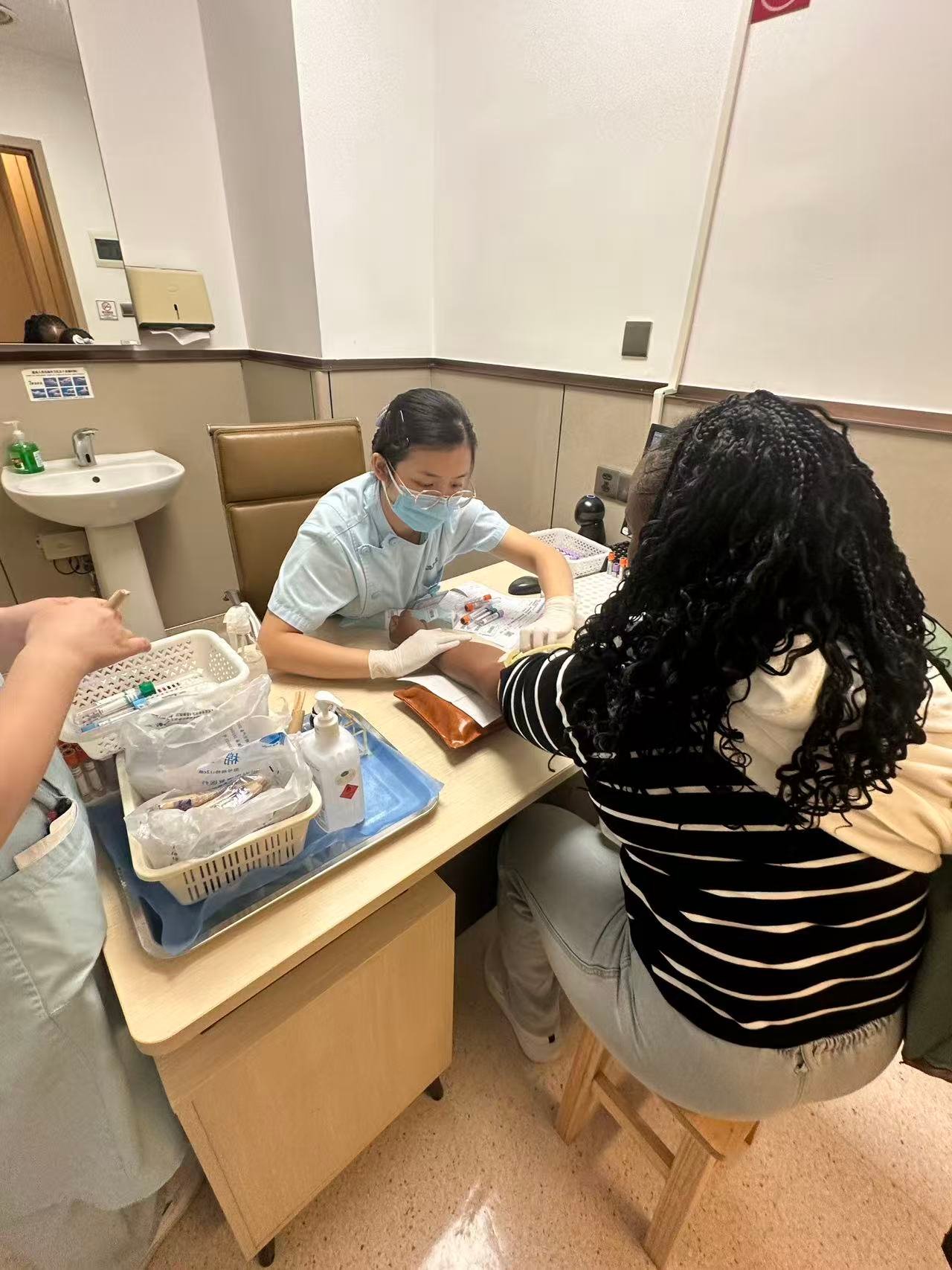 On-site blood collection during the hospital visit